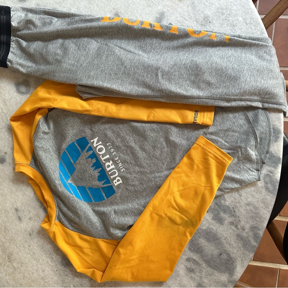 Kids size SM Burton SET OF TWO Base Layers / Long Underwear